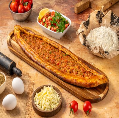 Kıymalı Pide