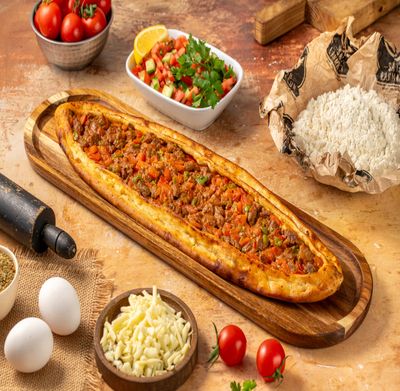 Kuşbaşılı Pide