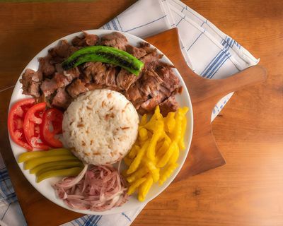 Pilav Üstü Et Döner