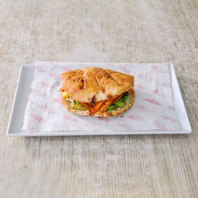 Tombik Ekmek Arası Tavuk Döner