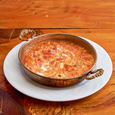 Kaşarlı Yumurtalı Menemen