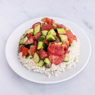 Pilav Üstü Söğüş Salata