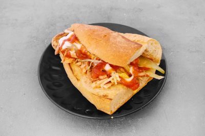 Yarım Ekmek Arası Tavuk Döner