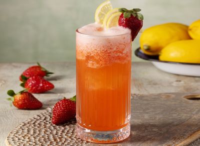 Alaçatı Çilekli Limonata