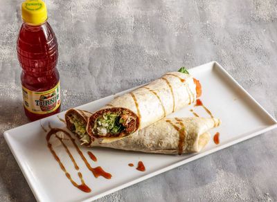 4'lü Çiğ Köfte Dürüm (100 gr.) & Şalgam Suyu Menü