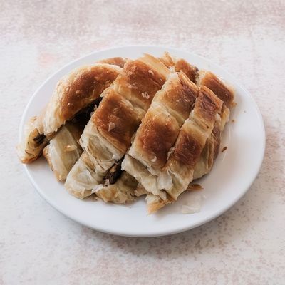 Kıymalı Karaköy Böreği (500 gr.)