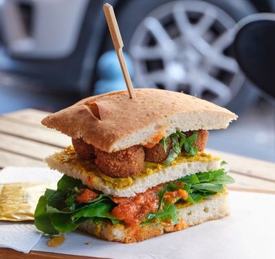 Çekirdek Panini Sandviç (Büyük)