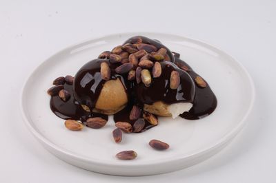 Antep Fıstıklı Profiterol (750 gr.)