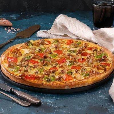 Köri Soslu Tavuklu Pizza (Orta)