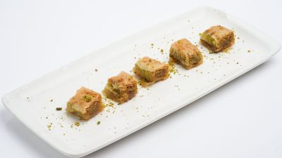 Fıstıklı Baklava (2 Dilim)