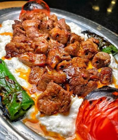 Alinazik Kebap (Kuzu Şişten)