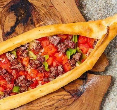 Kuşbaşılı Pide