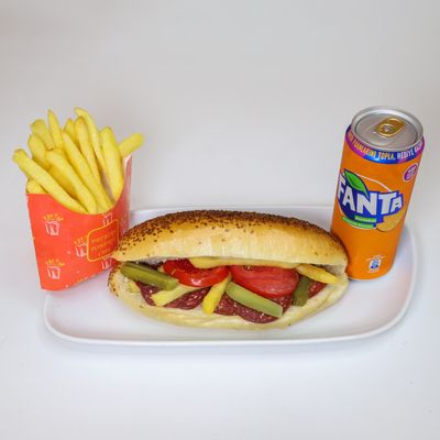 Ekmek Arası Sucuk Menü