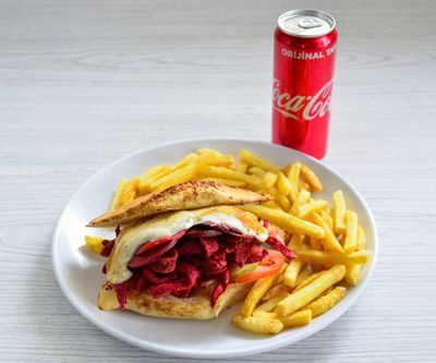 Kumru Sandviç Menü