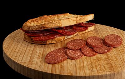 Sucuklu Tost