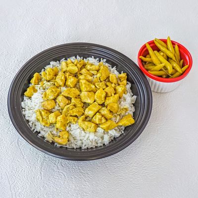 Pilav Üstü Köri Soslu Tavuk