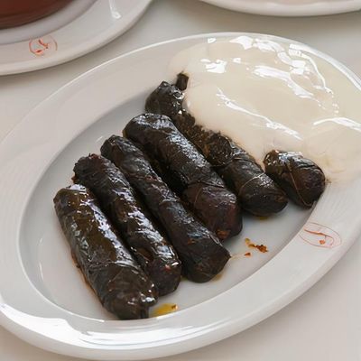 Karalahana Sarması