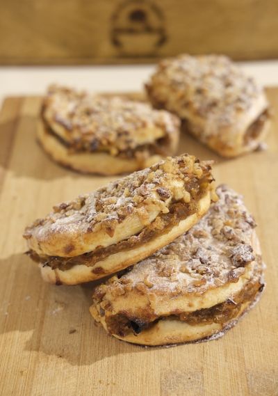 Cevizli Elmalı Tart