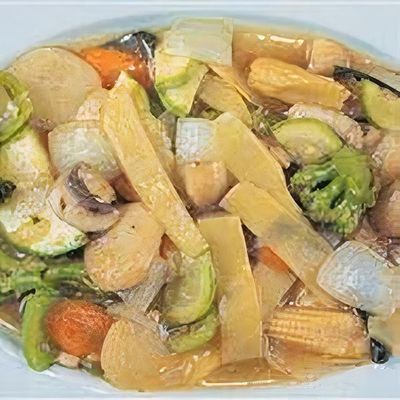 Mantarlı Bambu Filizli Türlü