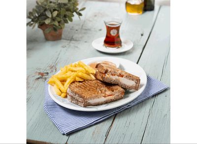 Beyaz Peynirli Domatesli Tost