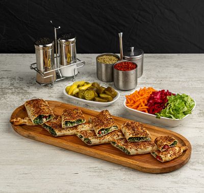 Otlu Peynirli Pide (Kapalı)