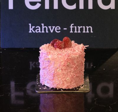 Frambuazlı Pasta