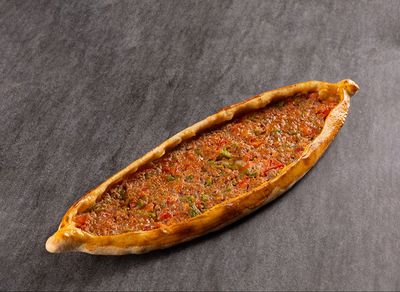 Kıymalı Pide