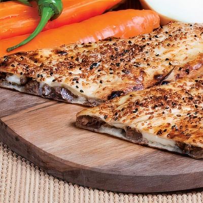 Kavurmalı Kaşarlı Pide (Kapalı)