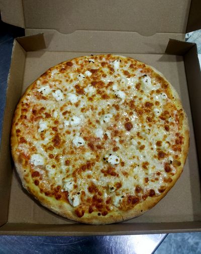 Dört Peynirli Pizza (Orta Boy)