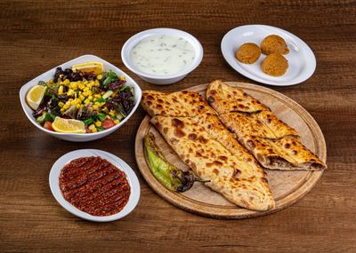 Kıymalı Pide (Kapalı)