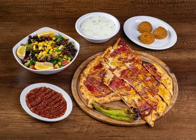 Pastırmalı Pide (Açık)