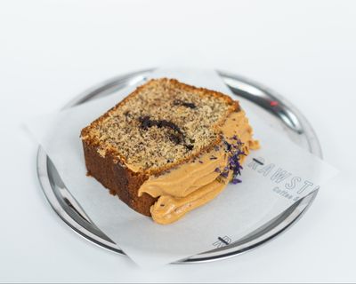 Banana Bread Cake