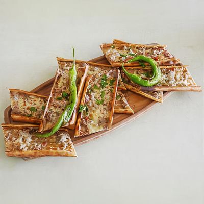 Bıçak Arası Mevlana Pide