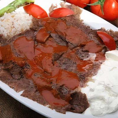 Yoğurtlu Et Döner Kebap (İskender)