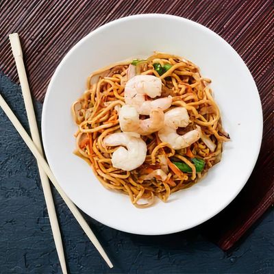 Karidesli Noodle