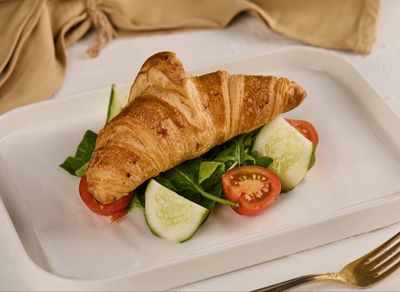 Tereyağlı Sade Kruvasan