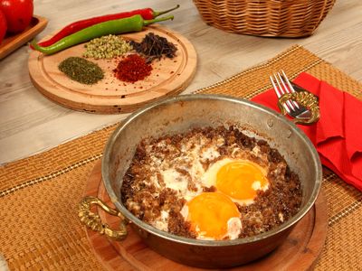Kıymalı Yumurta
