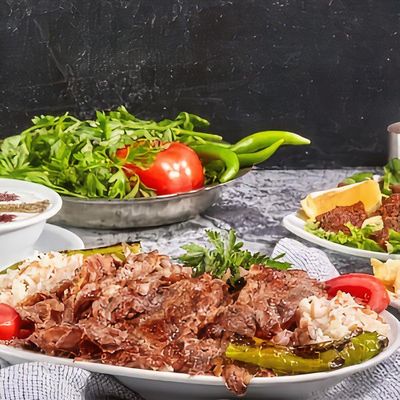Pilav Üstü Et Döner