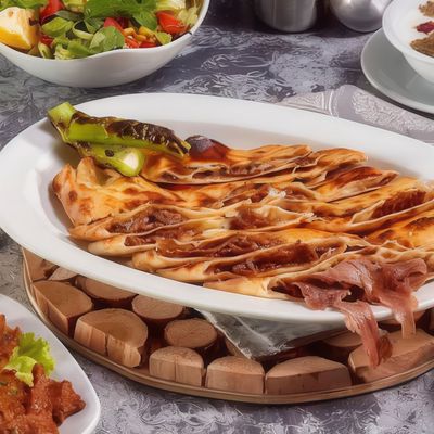 Kapalı Dönerli Kaşarlı Pide
