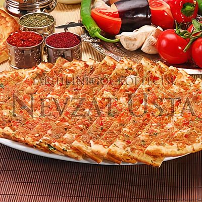 Kıymalı Pide