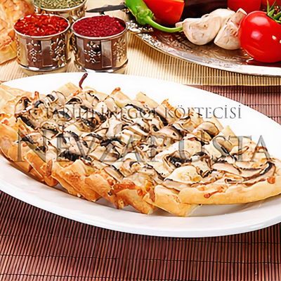 Mantarlı Kaşarlı Pide