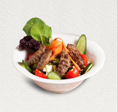 Biftekli Salata
