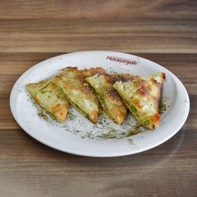 Antep Fıstıklı Katmer Tatlısı