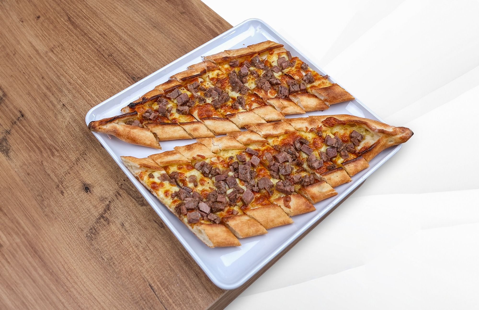 Kavurmalı Pide