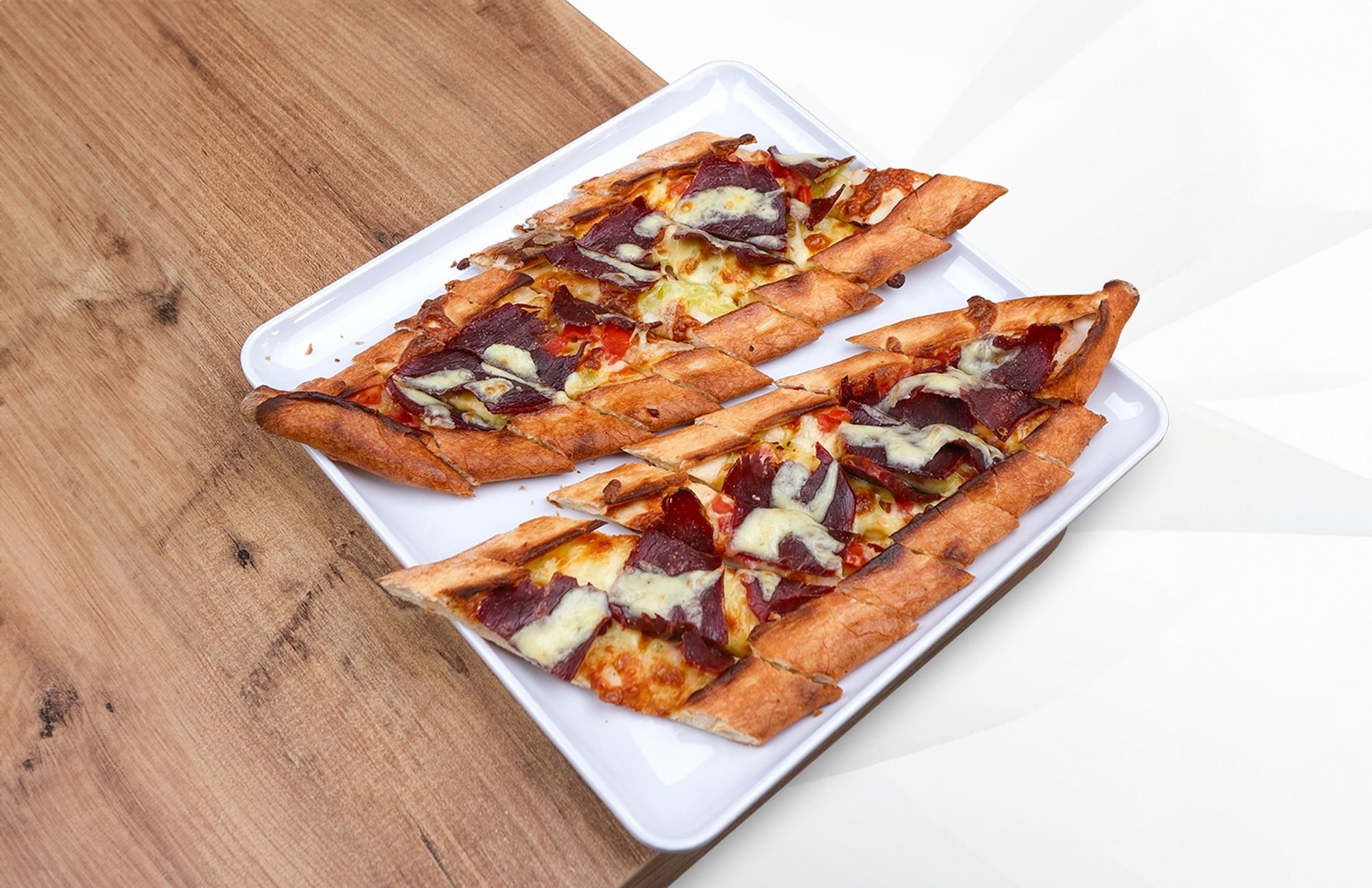 Pastırmalı Pide