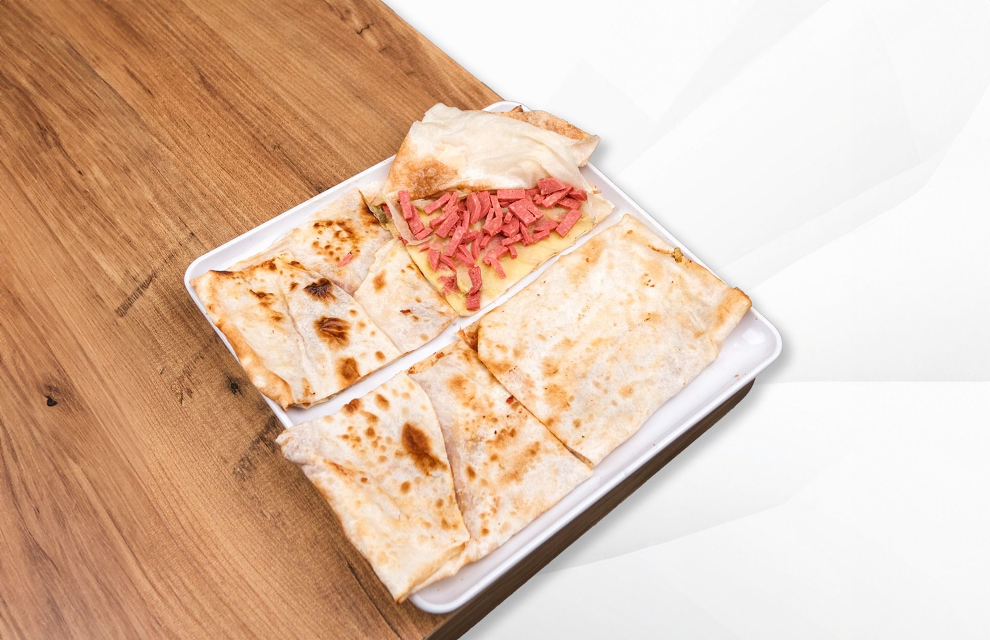 Sucuklu Kaşarlı Gözleme