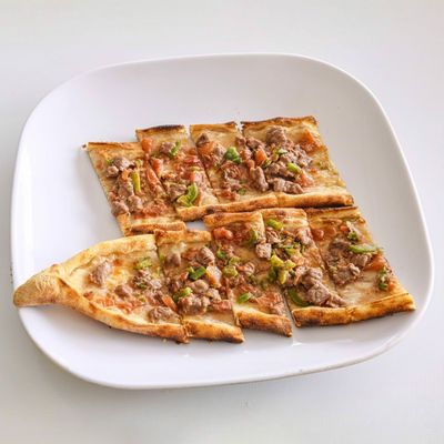 Kuşbaşı Yumurtalı Pide Menü