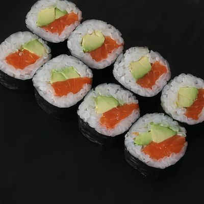Sake Avocado Mini Roll