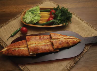 Kavurmalı Sade Pide