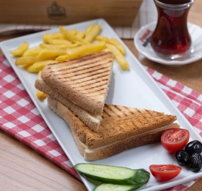 Kaşarlı Tost Tabağı